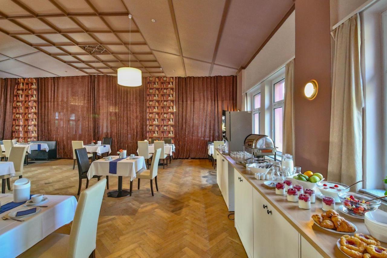 Hotel Und Restaurant "Zur Zwiebel" 페네뮌데 외부 사진